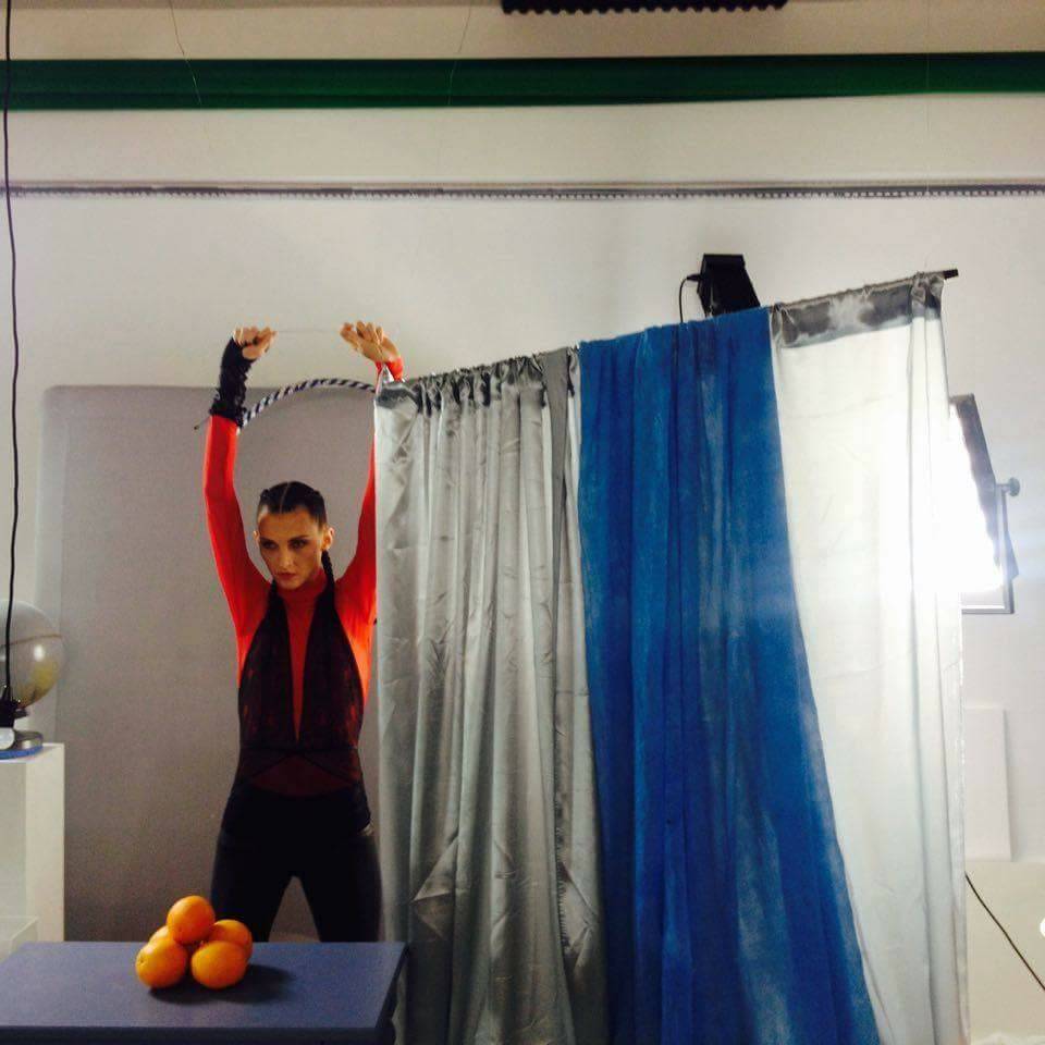 VIDEOPREMIÉRA: Iva Frühlingová už nechce nevyžádaný rady. Vrací se comebackovým klipem a chystá knihu