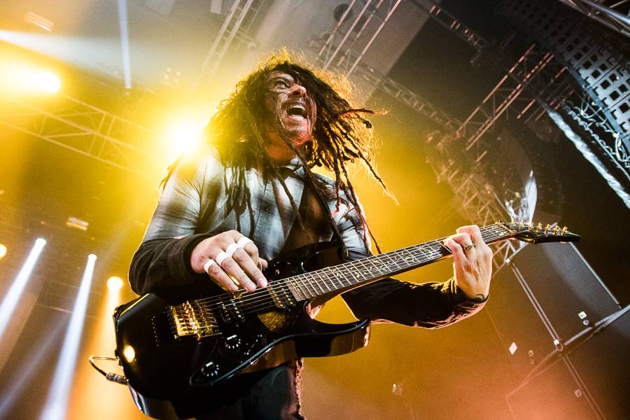 AUDIO: Hvězdné spojení: Ke Korn se přidal Corey Taylor ze Slipknot