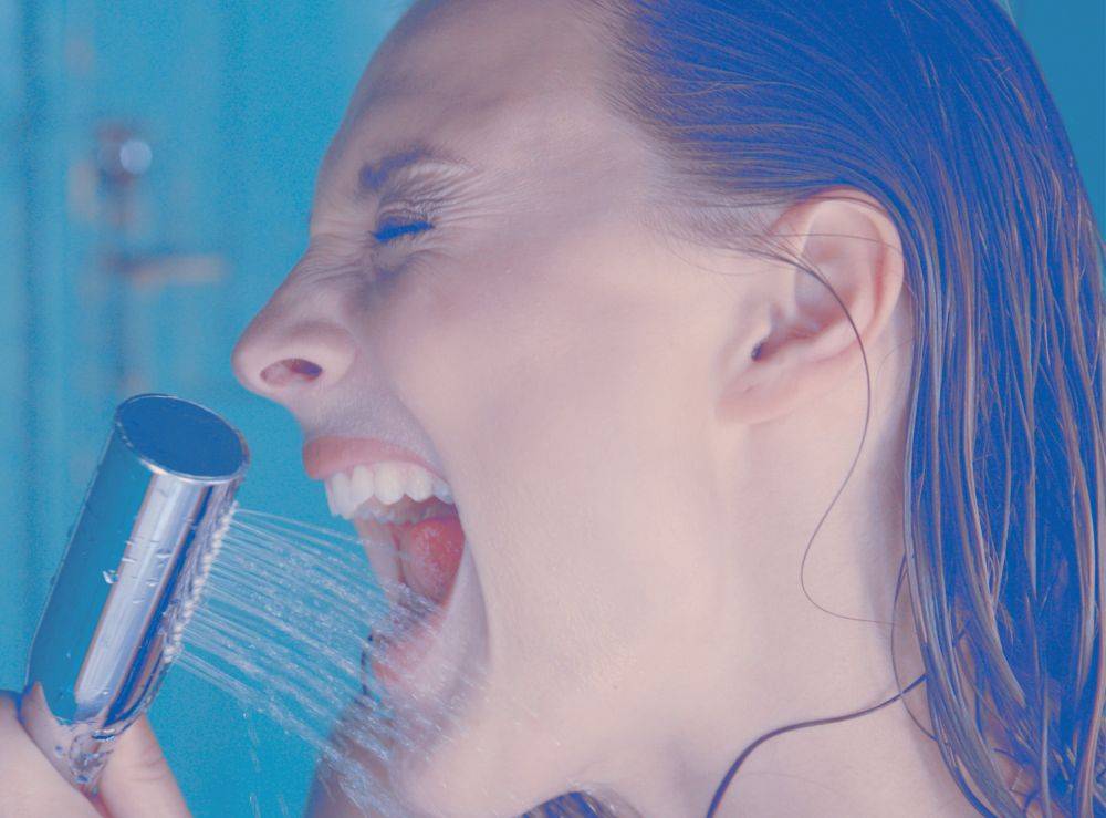 TOP 9 videoklipů týdne (116): Barbora Poláková má unikátní projekt, Sebastian zpívá o hvězdách