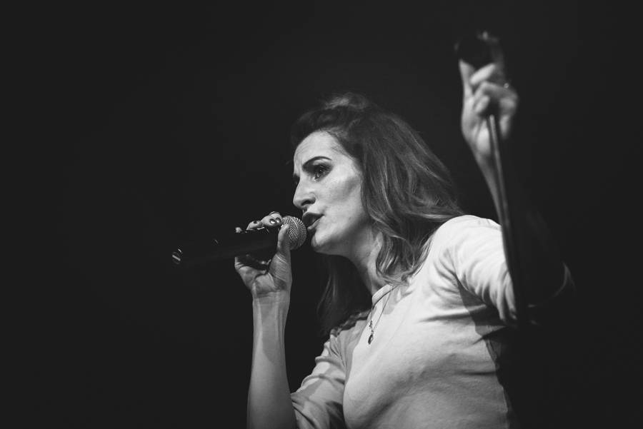 VIDEO: Klára Vytisková vstupuje do roku 2017 jako Klara & The Pop. Klip natočila ve čtvrtém měsíci těhotenství