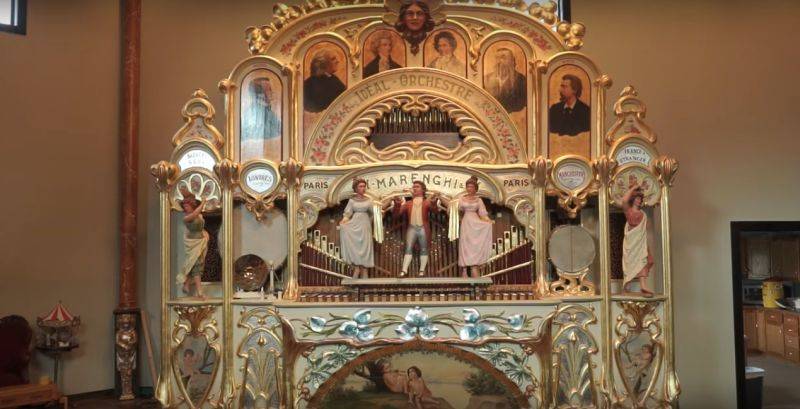 VIDEO: Takhle zní Bohemian Rhapsody od Queen na 100 let starých varhanech v zábavním parku