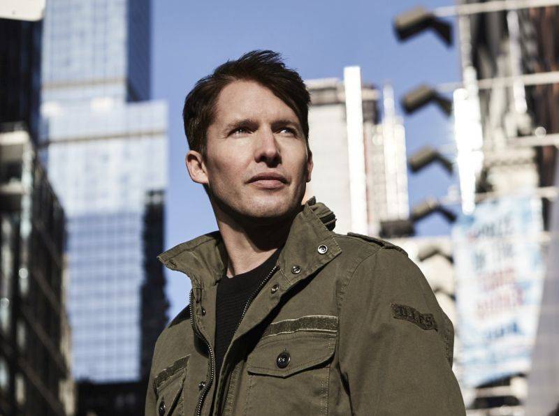 TOP 8 videoklipů týdne (124.): Twenty One Pilots se naposledy ohlížejí za Blurryface, London Grammar míří do vesmíru