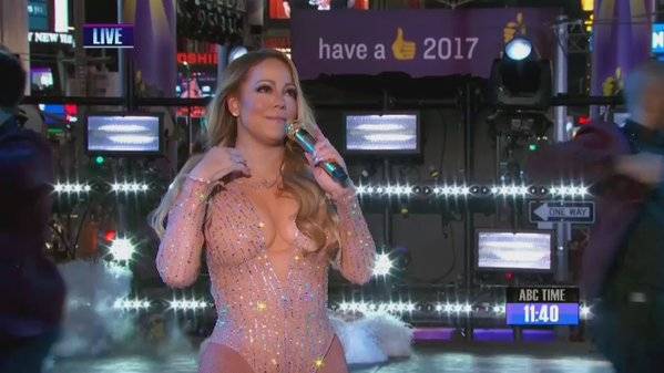 VIDEO: Mariah Carey posílá svému expříteli na rozloučenou striptýz. Už zase