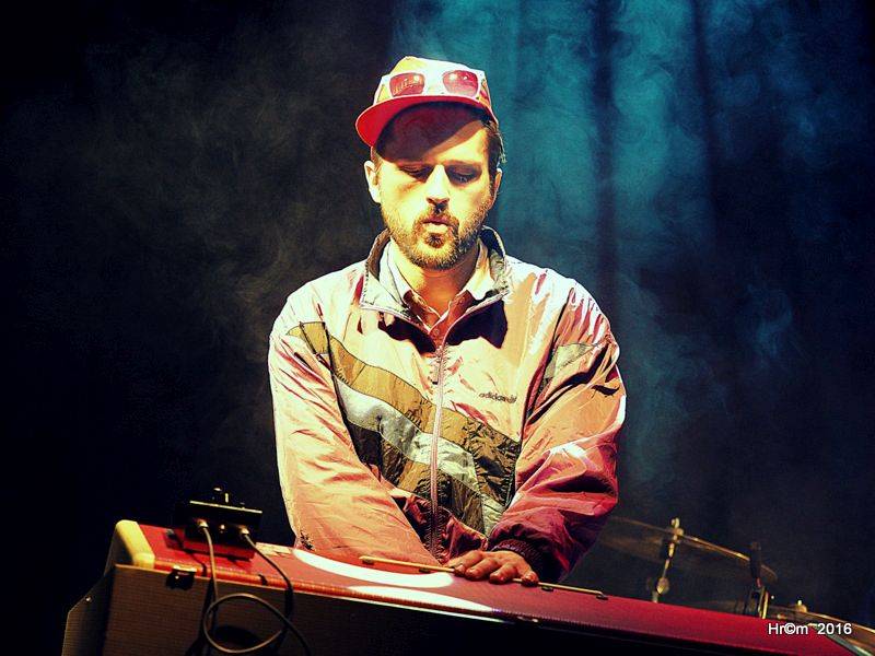 VIDEO: The Atavists za sebe nechali hrát kočky. Rockeři tím pomohou útulku