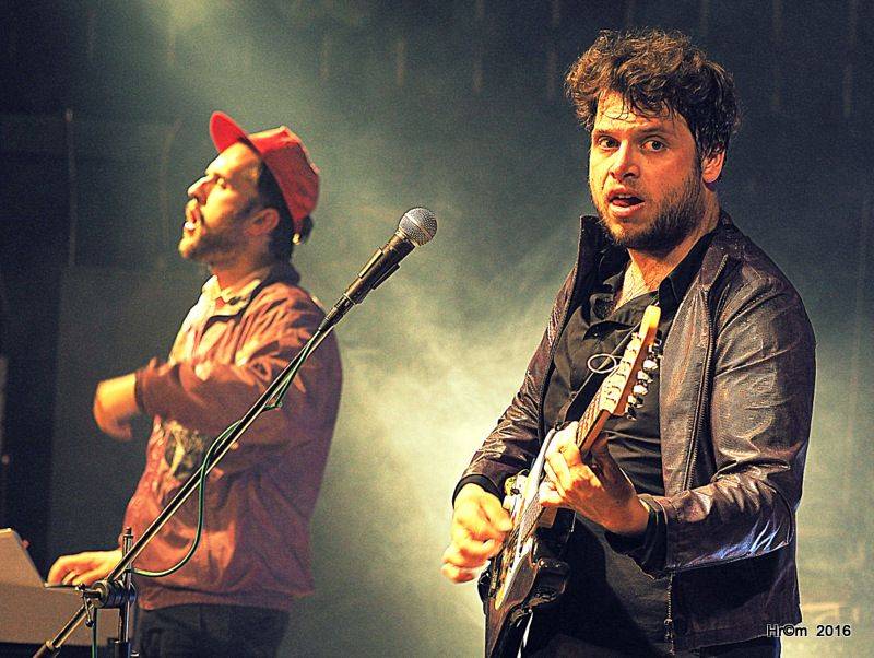 VIDEO: The Atavists za sebe nechali hrát kočky. Rockeři tím pomohou útulku