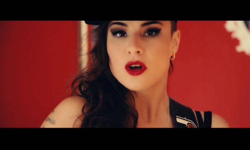 VIDEO: Electric Lady přichází s letním pop-funkem. Zpívá o tom, že nic není navěky