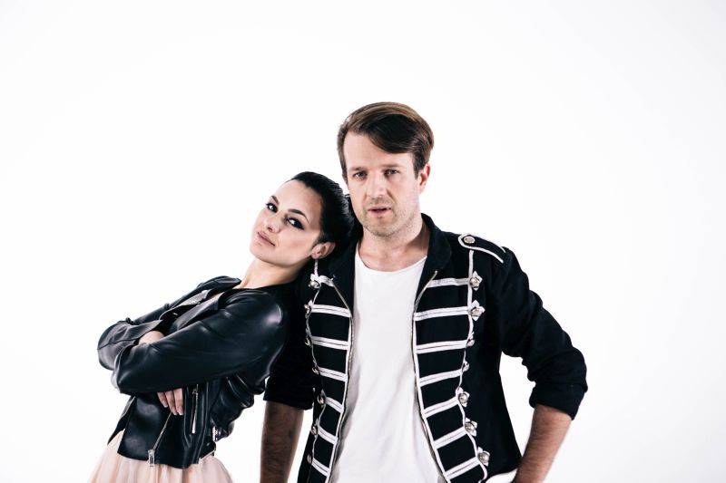 VIDEOPREMIÉRA: Jan Nedvěd a Nera vás roztančí v duchu rock'n'rollu