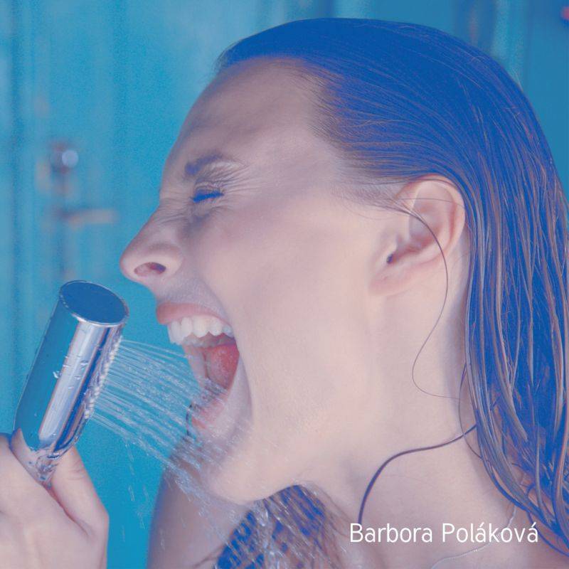 VIDEO: Animovaná Barbora Poláková má na zádech krosnu. Nový klip připravil japonský režisér
