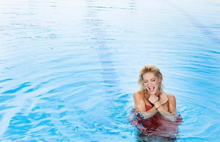 VIDEO: Dara Rolins představuje svoji Dúhu, první singl z nové desky ETC