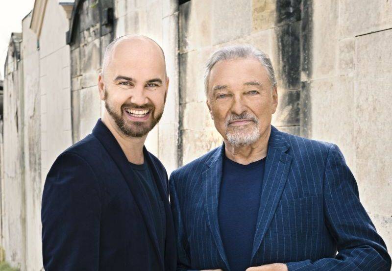 VIDEO: No Name a Karel Gott vzdávají poctu tvořivým lidem. Duet Kto dokáže vychází ve třech verzích 