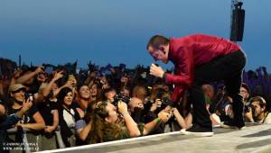 VIDEO: Chester Bennington naposledy. Linkin Park vydali v den sebevraždy zpěváka nový klip