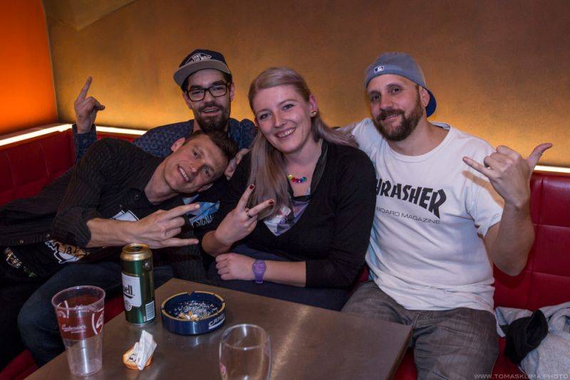 VIDEO: Fast Food Orchestra vzpomínají na staré videohry. Nové album můžete podpořit na HitHitu