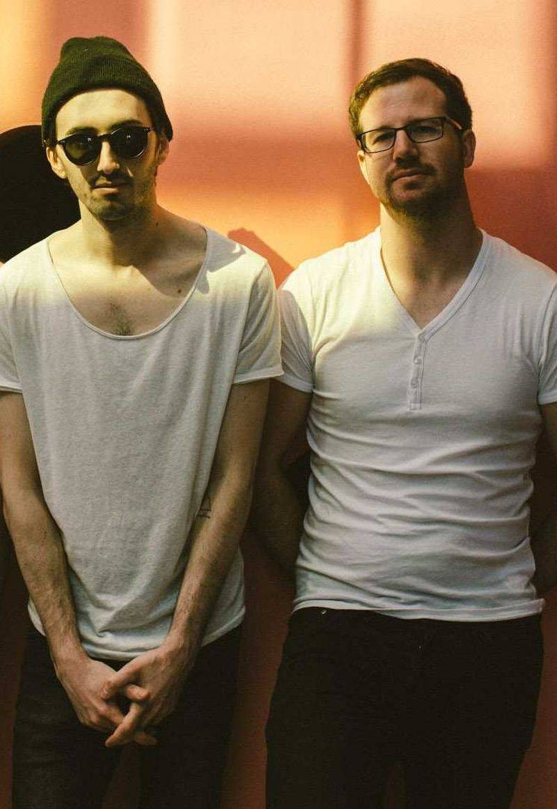 VIDEO: Divine Attraction hledají lásku, mír a spokojenost. Singl pokřtí za účasti Alberta Černého