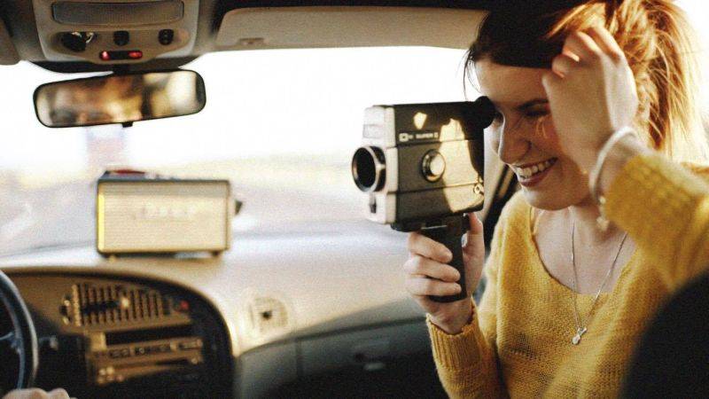 VIDEO: Mirka Miškechová zpívá o věcech, na které se bojí zeptat