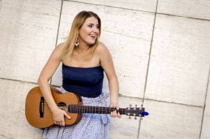 VIDEO: Mirka Miškechová zpívá o věcech, na které se bojí zeptat