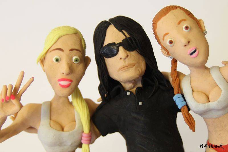 VIDEO: P.B.CH. zpívá o sporech Kiki a Maki, inspiroval se ale i rozkolem v Lucii