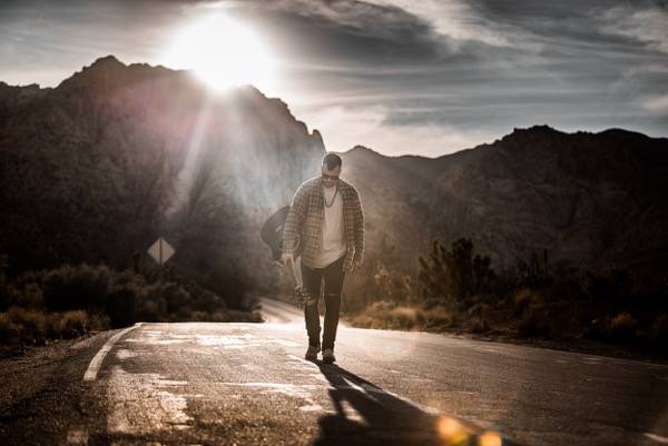VIDEO: Marpo jako Dead Man Walking podruhé. Do americké pouště ho nepustil hurikán 