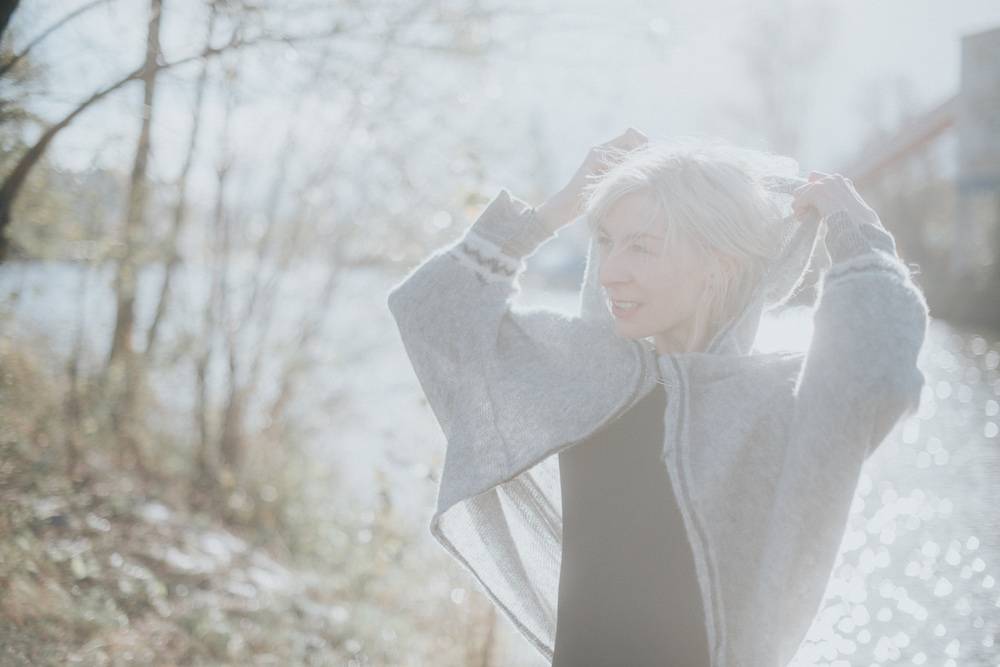 VIDEO: Olga Königová z Ille zpívá o vztahových problémech z pohledu muže