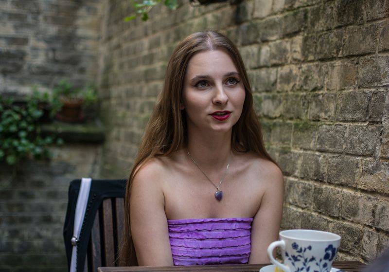 VIDEOPREMIÉRA: Éterická Barbora Mochowa natáčela klip v prostoru bývalé čokoládovny