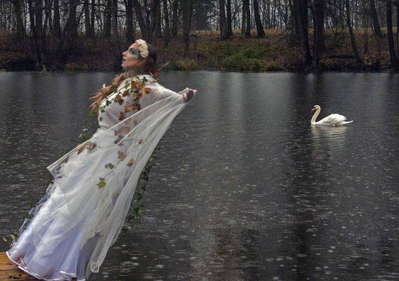 VIDEOPREMIÉRA: Nová tvář domácí scény Annabelle vás přenese na francouzský venkov