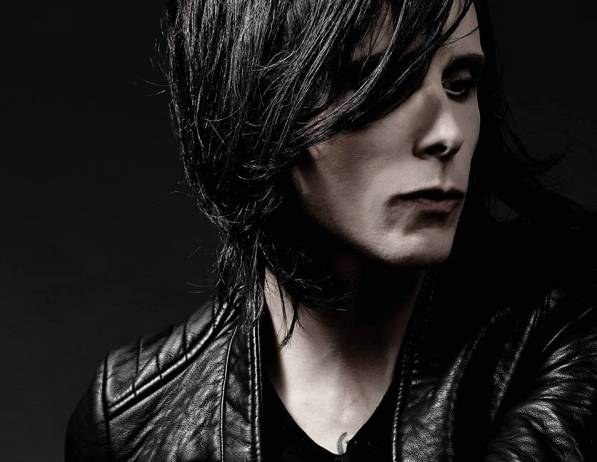 VIDEOPREMIÉRA: IAMX představuje kontroverzní klip Stardust 