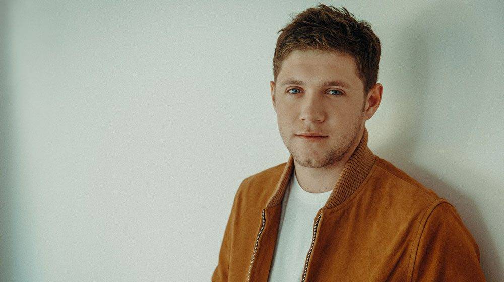 TOP 6 videoklipů týdne: O5 a Radeček a Voxel posílají dobré zprávy, Demi Lovato zpívá v pohádkové krajině