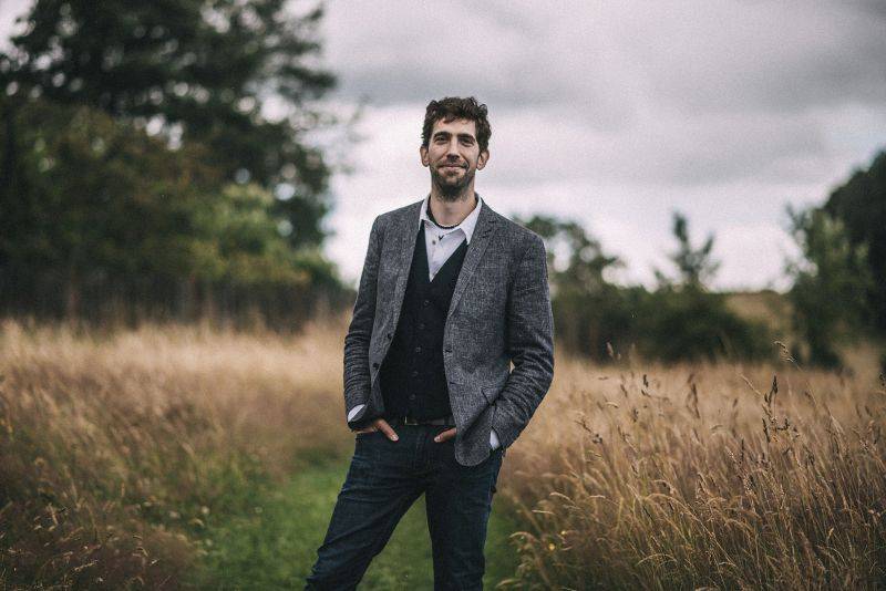 VIDEO: Jelen a Debbi jsou v novém klipu jako Mars a Venuše