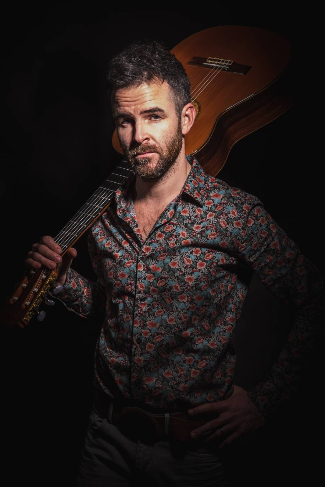 VIDEO: Písničkář Martin Hrubý natáčel v mrazu jenom v plavkách