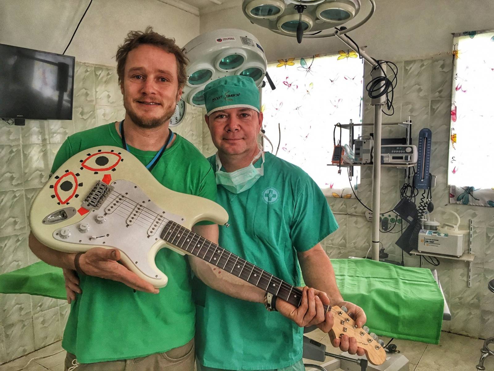 VIDEO: Wohnout představují Sladký dřevo z Afriky