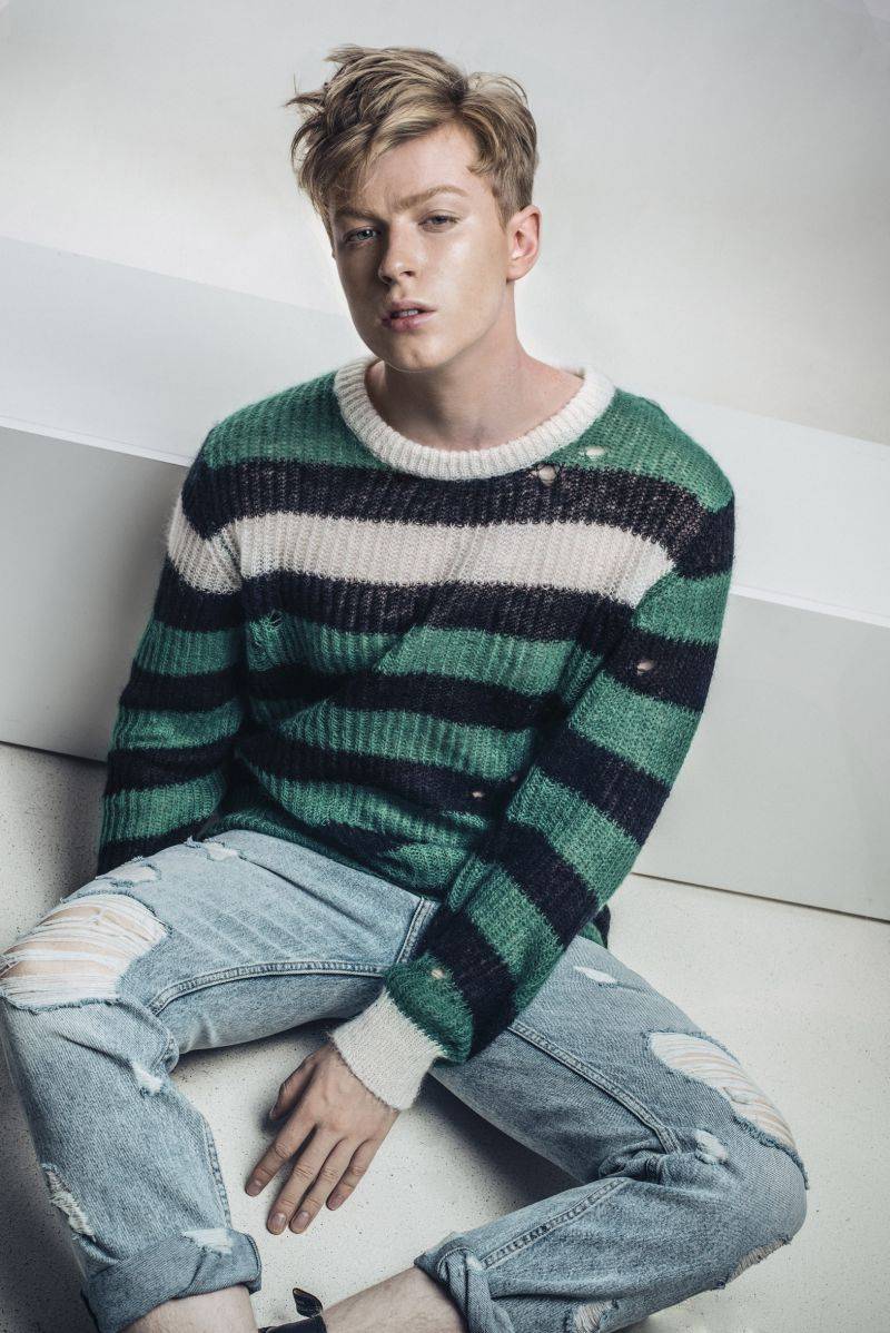 TOP 5 videoklipů týdne: Kygo a Imagine Dragons obsadili příšeru, Adam Mišík vsadil na jistotu