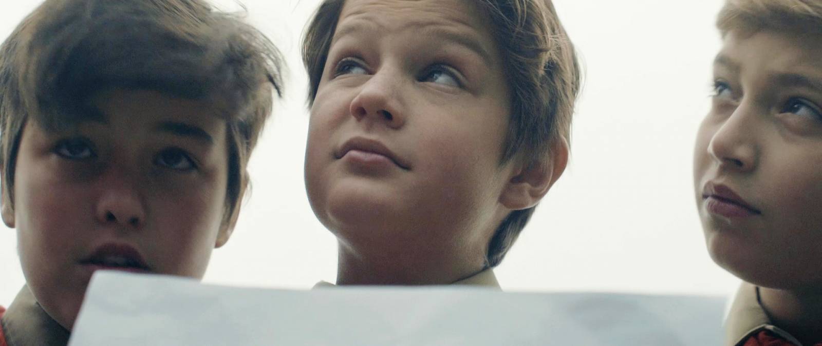 VIDEO: Tomáš Pastrňák se vrací do dětských let. Hrdinové jeho klipu hledají bobry