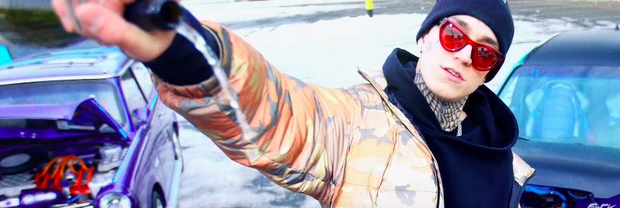 TOP 6 videoklipů týdne: Tomáš Pastrňák vystupuje ze stereotypu, Pink láká na novou desku