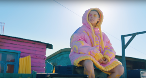 BIZÁR TÝDNE: Je čas udělat pá pá. Šílenci Die Antwoord vyhlížejí konec