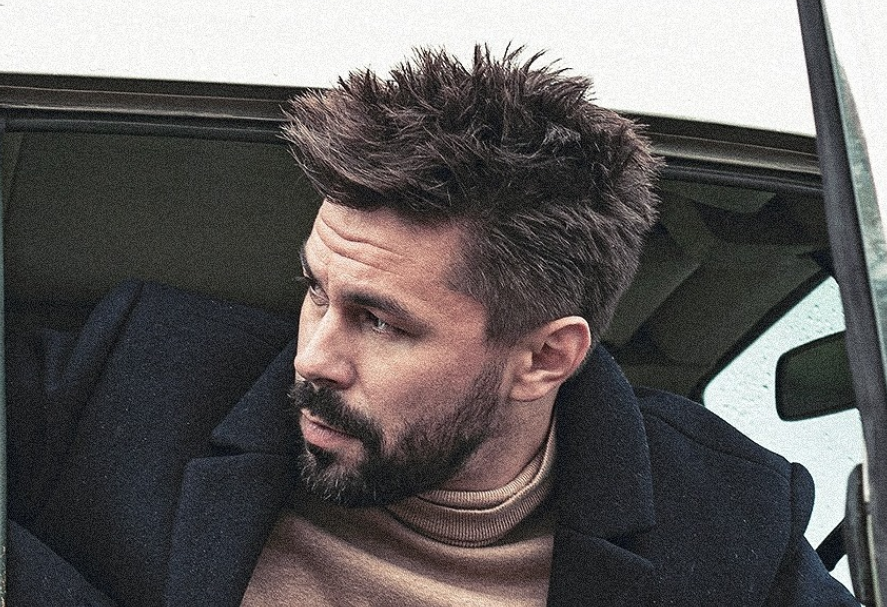 Top 9 videoklipů týdne: Harlej zpívají o životě a smrti, Never Sol o tíze lidského bytí a Mikolas Josef o vnitřní rozervanosti