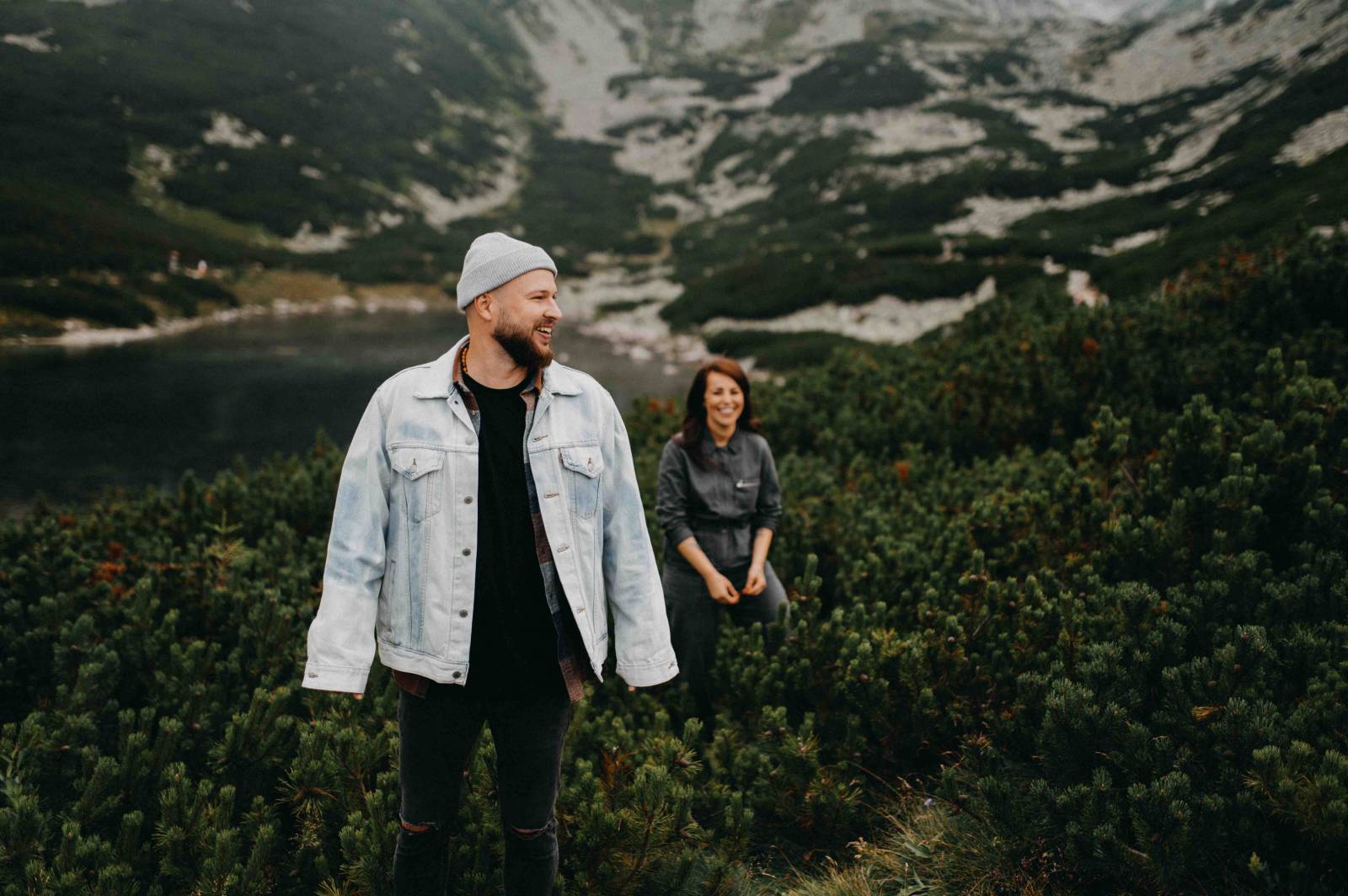 TOP 6 videoklipů týdne: Ben Cristovao si užívá život s ranami, které mu přinesl, Poetika uzavírá trilogii Identity a Paulie Garand EP Monology