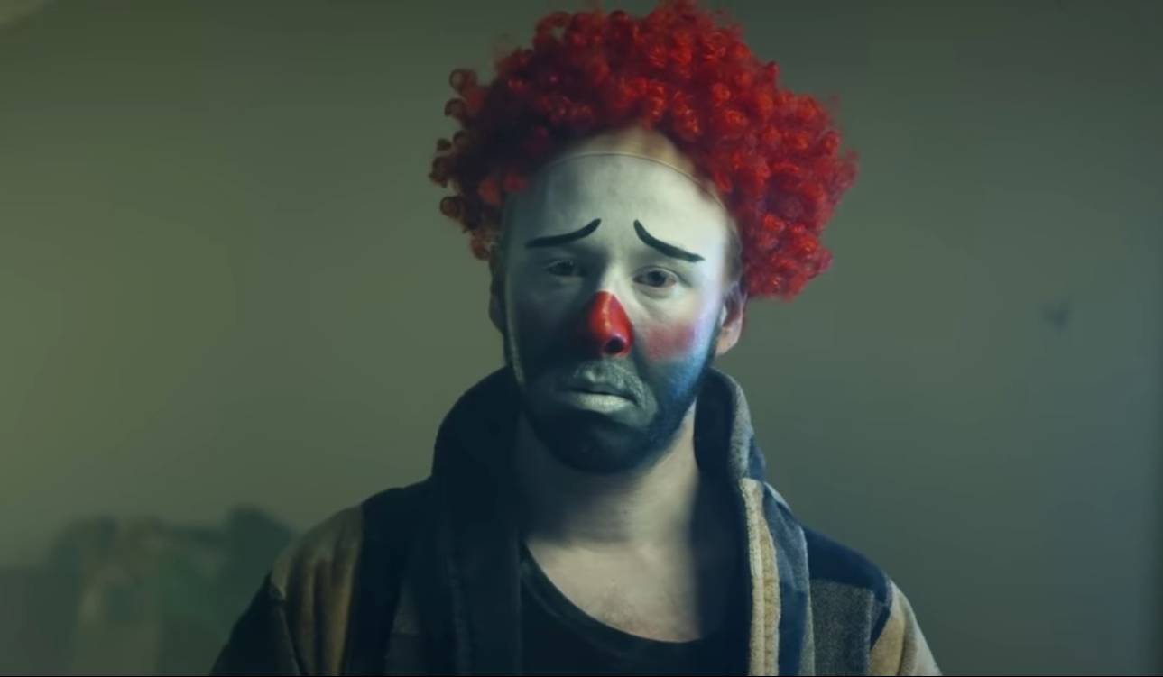 TOP 6 videoklipů týdne: Ben Cristovao našel svou osudovou, Wohnout v klipu plném animací a Štěpán Kozub v roli šaška