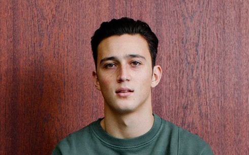 TOP 6 videoklipů týdne: Eliška Rusková zkouší dramatičtější rovinu, Karin Ann zpívá o genderové nerovnosti a NANDAY o lidech, kteří nechali alkoholu a drog