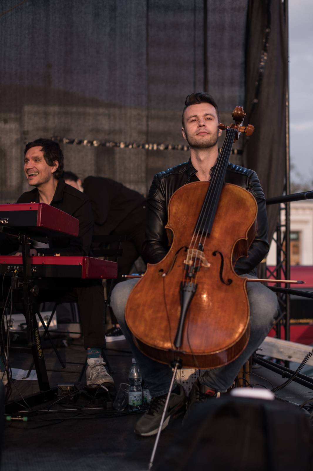 VIDEOPREMIÉRA: Ochepovsky Project se emotivním dokumentem vrací zpět na pódia