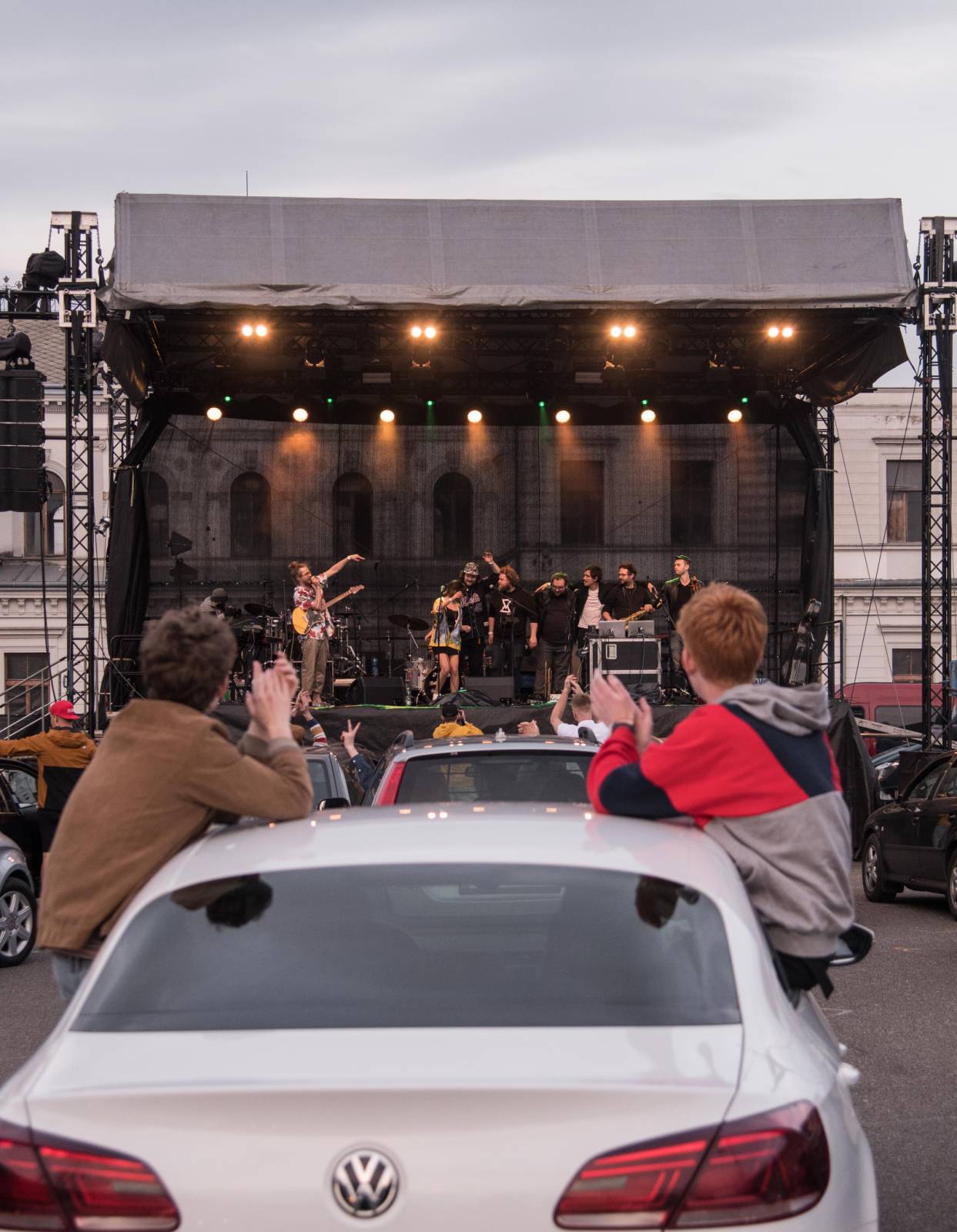 VIDEOPREMIÉRA: Ochepovsky Project se emotivním dokumentem vrací zpět na pódia