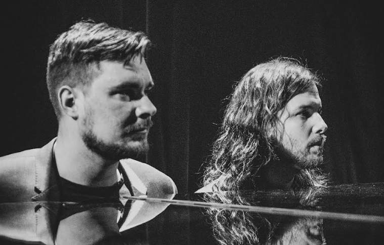 TOP 5 videoklipů týdne: Ben Cristovao jako kolotočář a zpěvačka LP udělala jarní úklid ve svojí duši