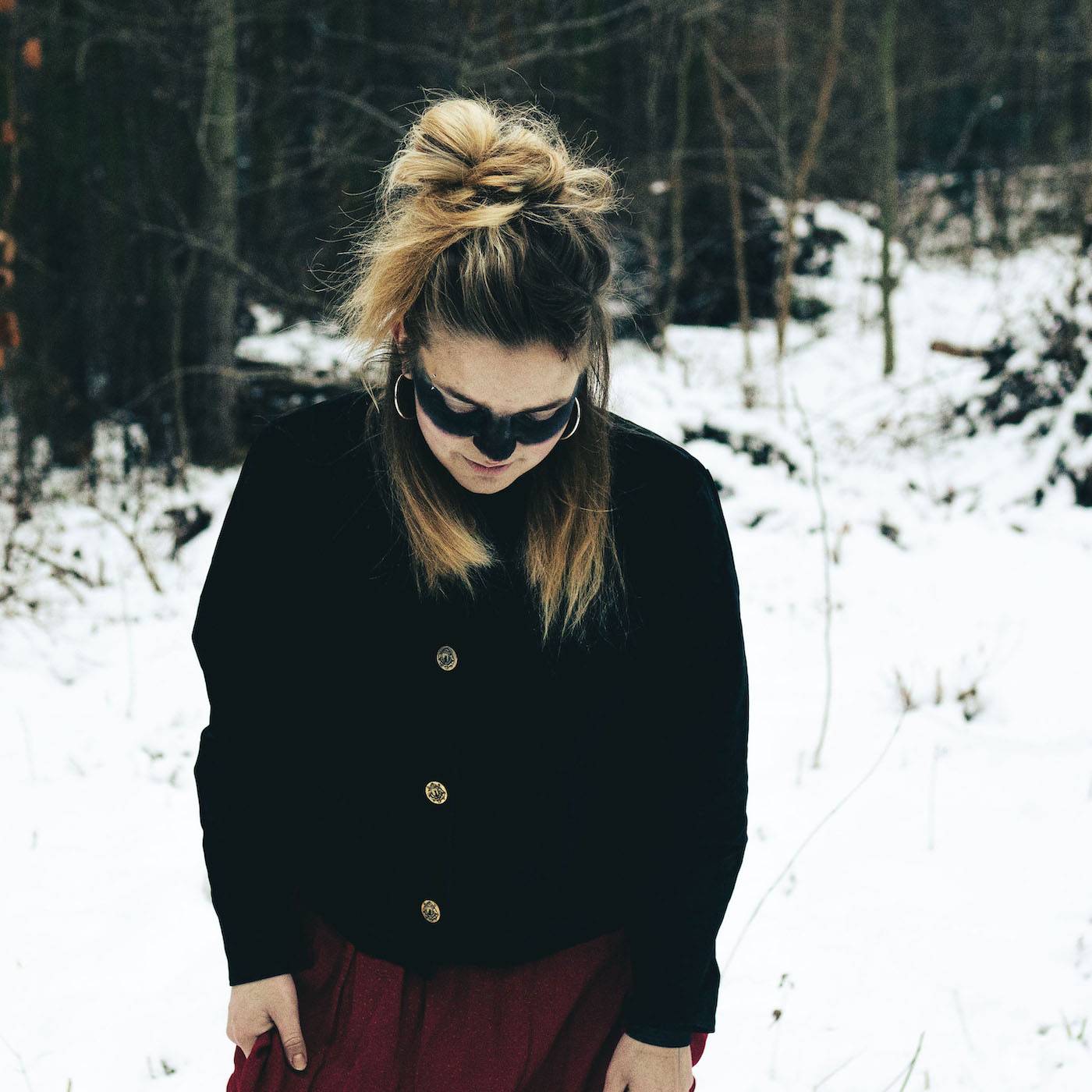 TOP 6 videoklipů týdne: Vojtěch Dyk leze na skálu, Cermaque s Lenkou Dusilovou vybízí k nákupu Nocleženek a Petr Soukup zpívá o své holce