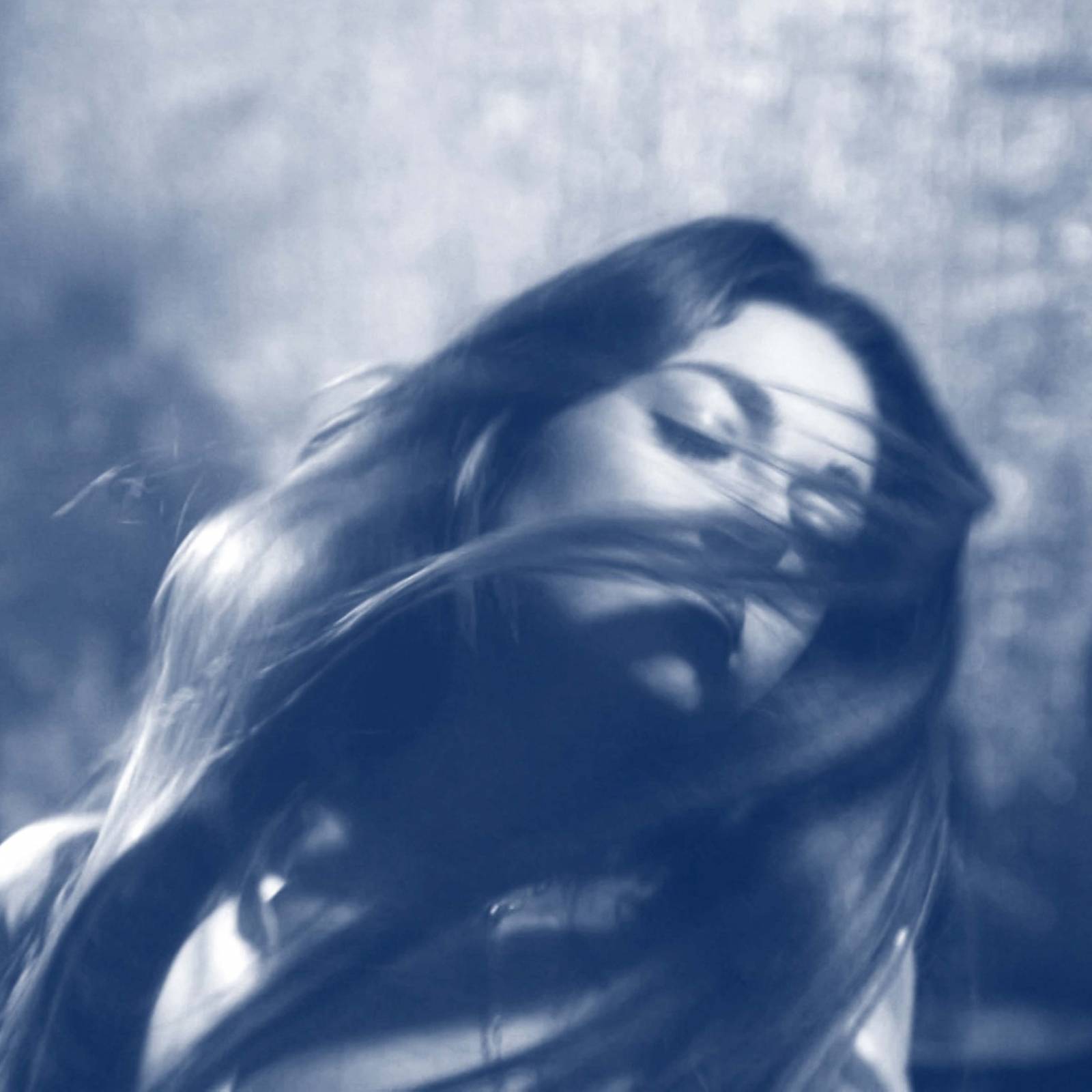 TOP 7 videoklipů týdne: Čechomor to dali dohromady s Kandráčovci a Adam Mišík s AMK a True Gabem