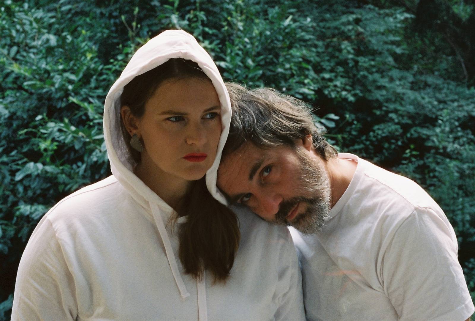 TOP 9 videoklipů týdne: Marpo bojuje s démony a Imagine Dragons natáčeli v Praze