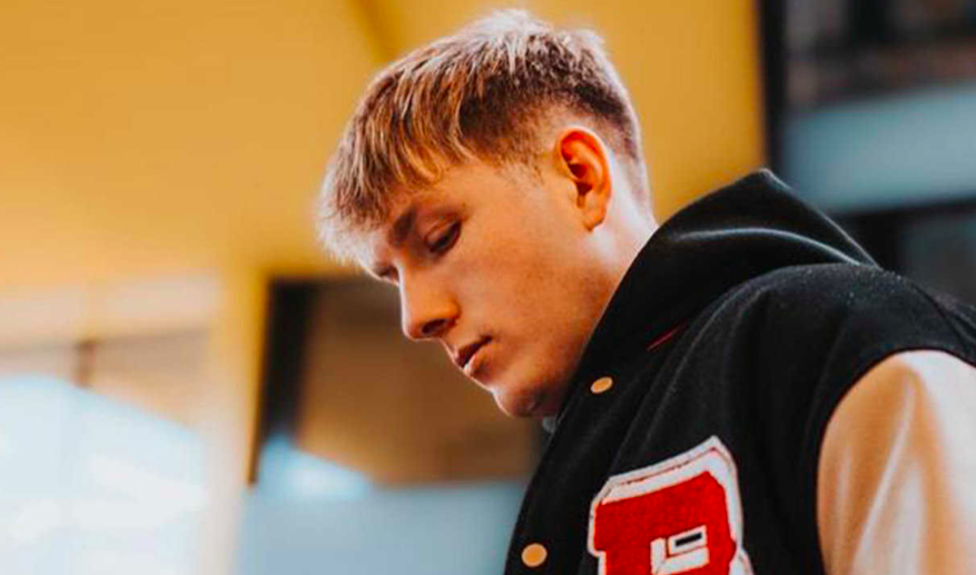 TOP 7 videoklipů týdne: Pokáč ničí sny všech žen, u Harlej je to zatím dobrý a Jeleni zvou do O2 areny