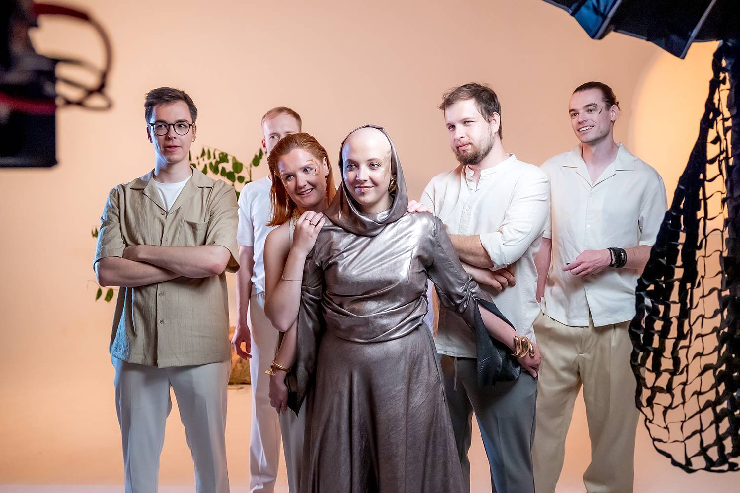 VIDEO: Anna Julie Slováčková se raduje ze života. Fanouškům přináší energickou novinku Léto