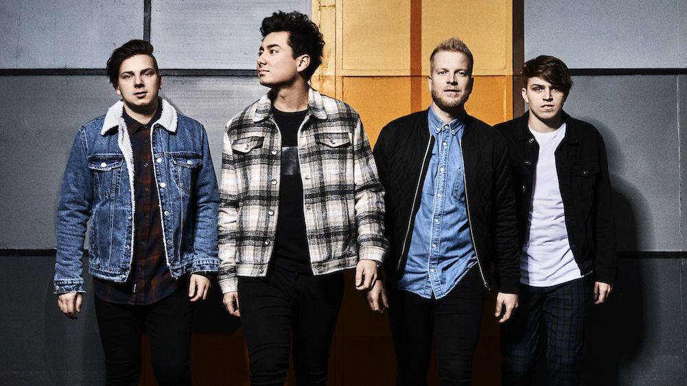 TOP 7 videoklipů týdne: John Wolfhooker a Rodan ve zbroji, Honza Křížek zpívá o pomíjivosti času a Mirai o Vánocích