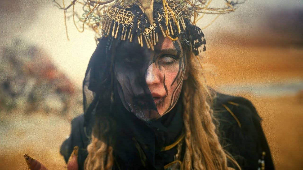 TOP 10 českých videoklipů roku 2024 podle redakce iREPORTu. Natočili je Forrest Jump, Rybičky 48 a Holki, Bert & Friends i Pokáč 