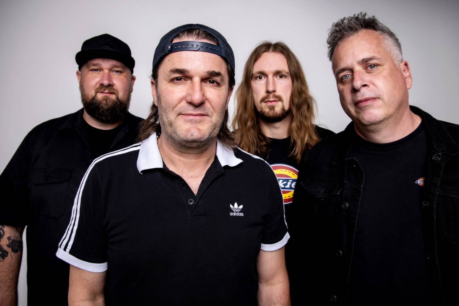 TOP 7 videoklipů týdne: Pan Lynx se vydal s Michaelem Kocábem a Michalem Pavlíčkem do lesa, Michal Horák spojil síly s Katem a INEKAFE bojuje proti botoxu