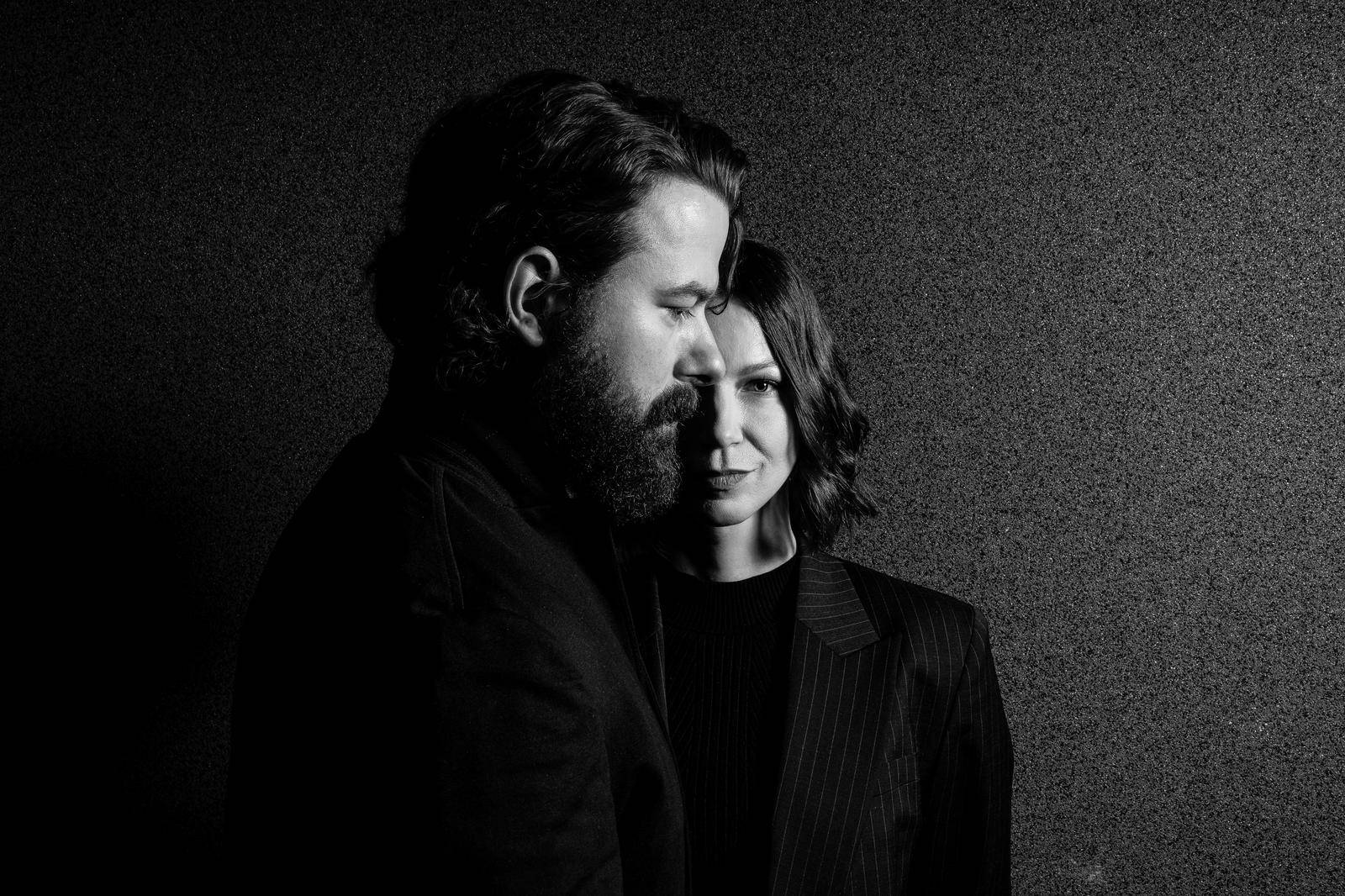 TOP 7 videoklipů týdne: Twenty One Pilots hlásí novou desku, Marcell a fiedlerski mají song o největší lásce všech dob