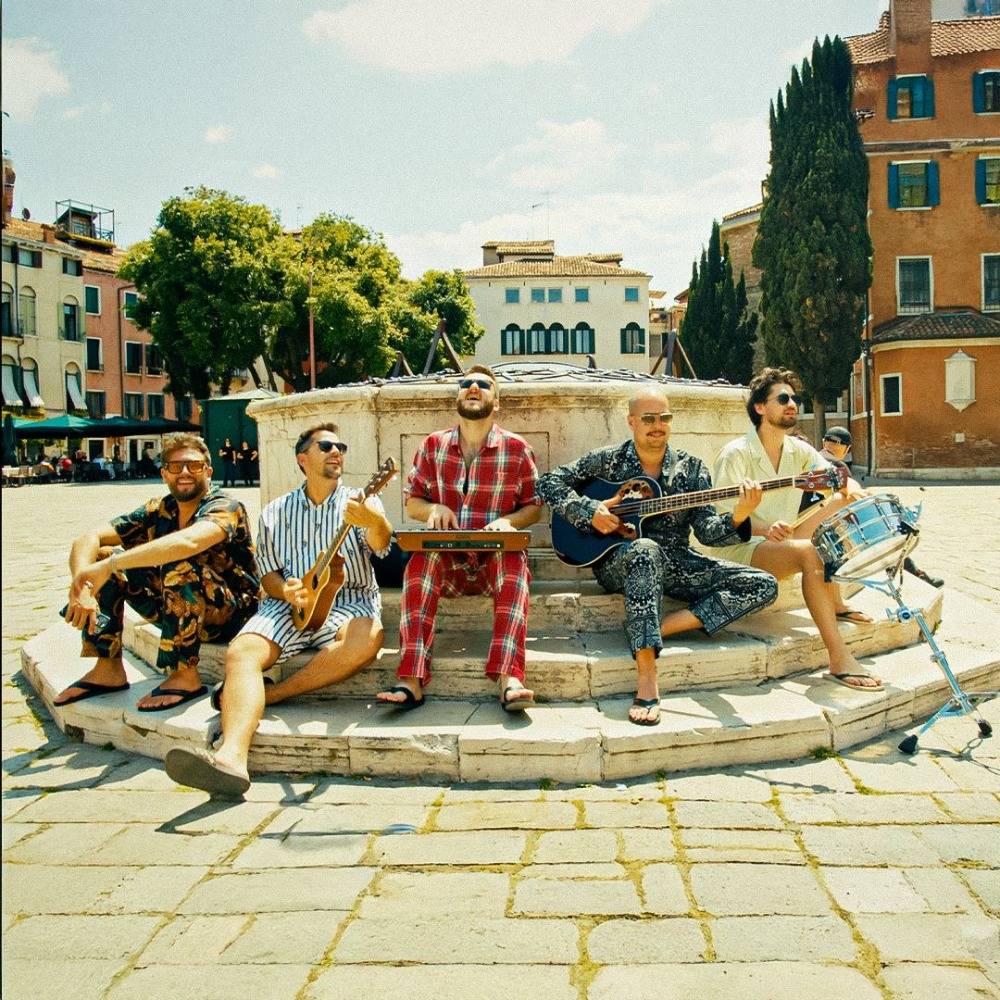 TOP 7 videoklipů týdne: Rybičky 48 a Pekař zakopali válečnou sekeru a Kateřina Marie Tichá přemýšlí nad smyslem svojí existence